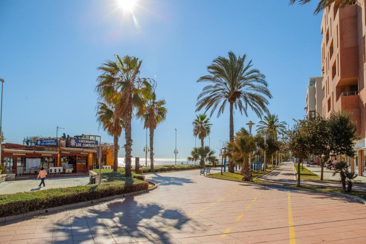 C13 Seaside Malaga With Pool And Parkingアパートメント エクステリア 写真